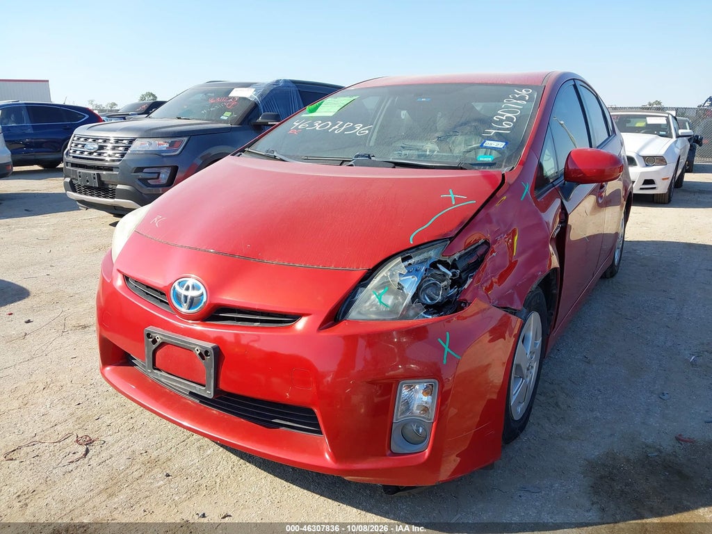 2011 Toyota Prius TWO photo 2