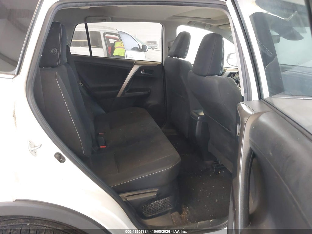 2018 Toyota RAV4 Hybrid XLE photo 8