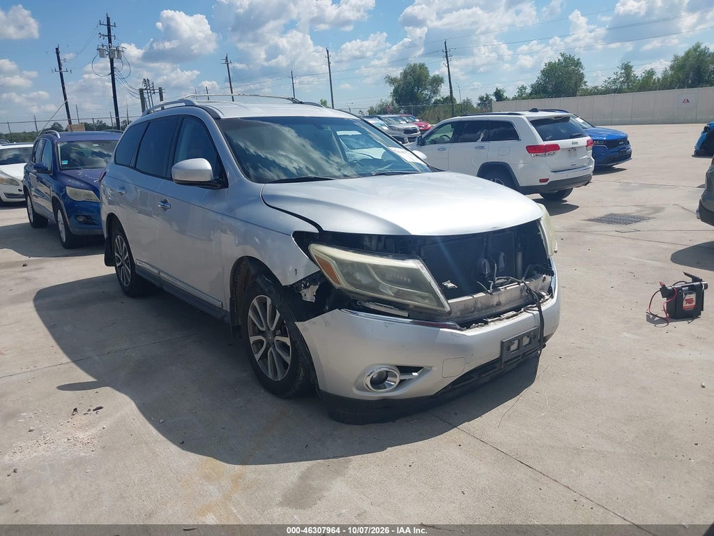 2013 Nissan Pathfinder SL photo 1