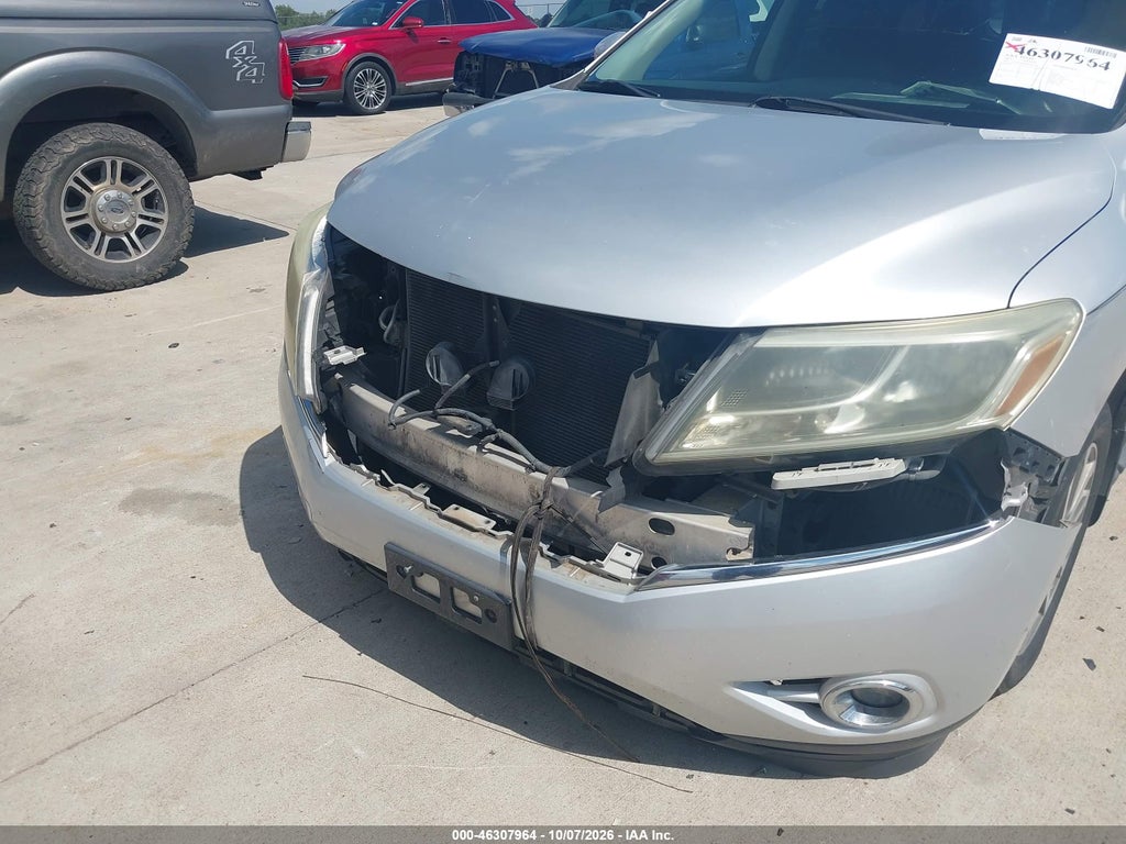 2013 Nissan Pathfinder SL photo 6