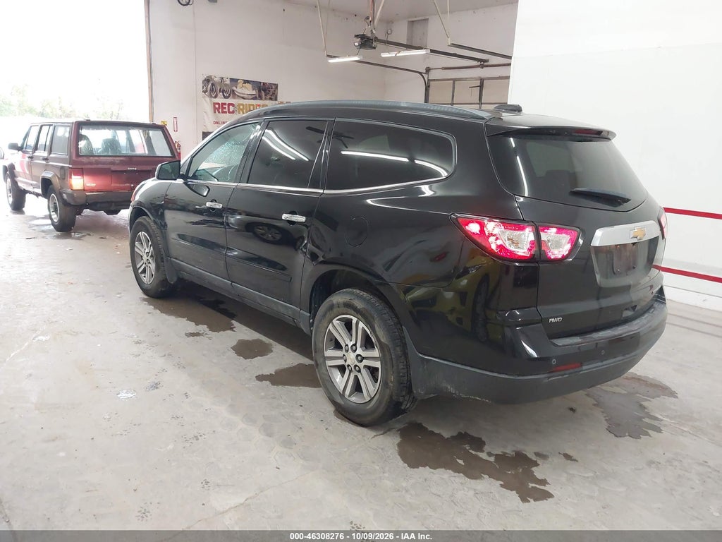 2016 Chevrolet Traverse 2LT photo 3
