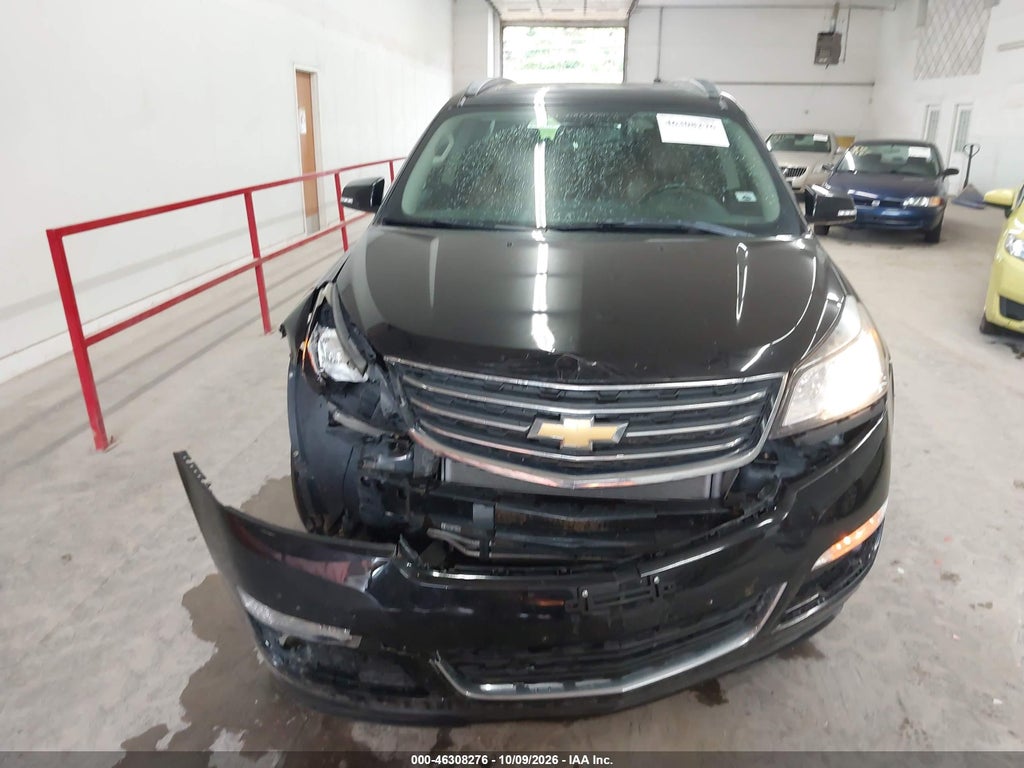 2016 Chevrolet Traverse 2LT photo 6