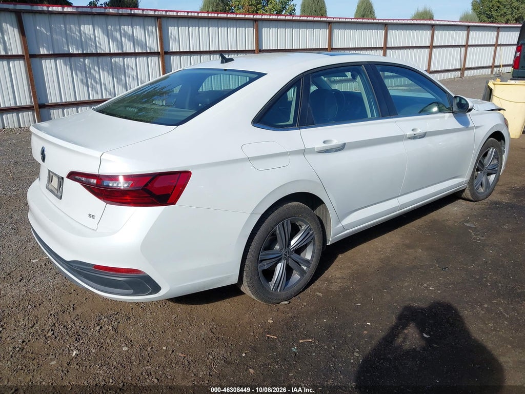 2022 Volkswagen Jetta 1.5T SE photo 4