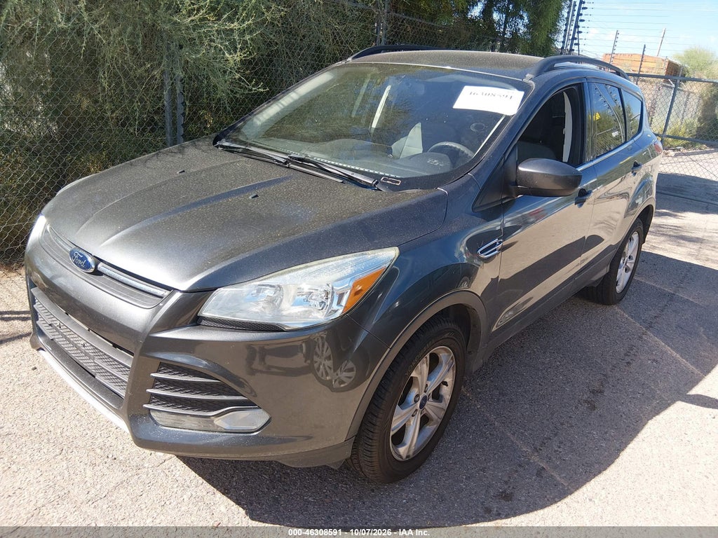 2016 Ford Escape SE photo 2