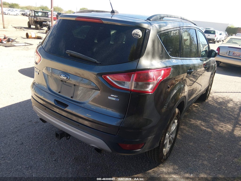 2016 Ford Escape SE photo 4