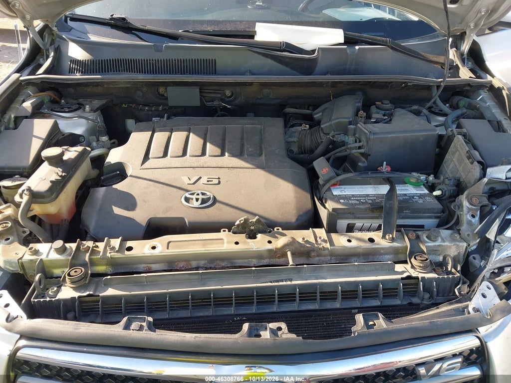 2008 Toyota RAV4 Limited V6 photo 10