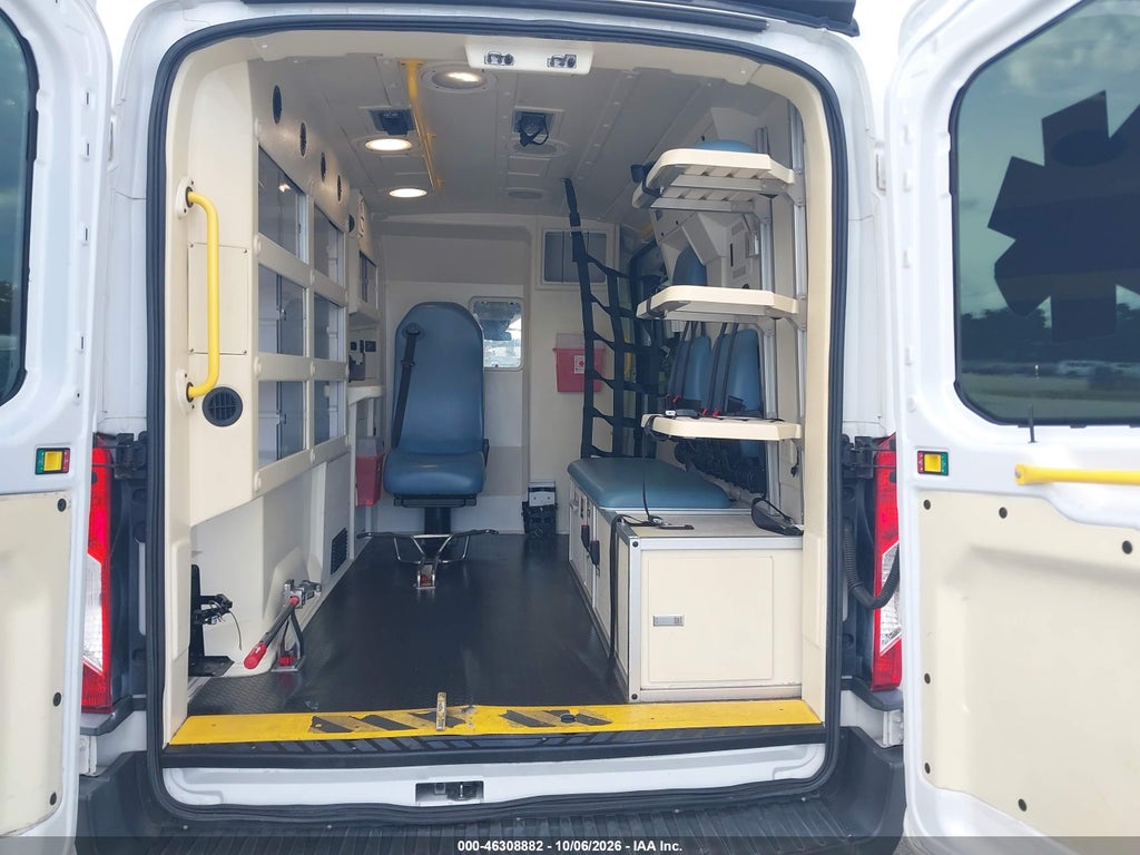 2017 Ford Transit-250 photo 8