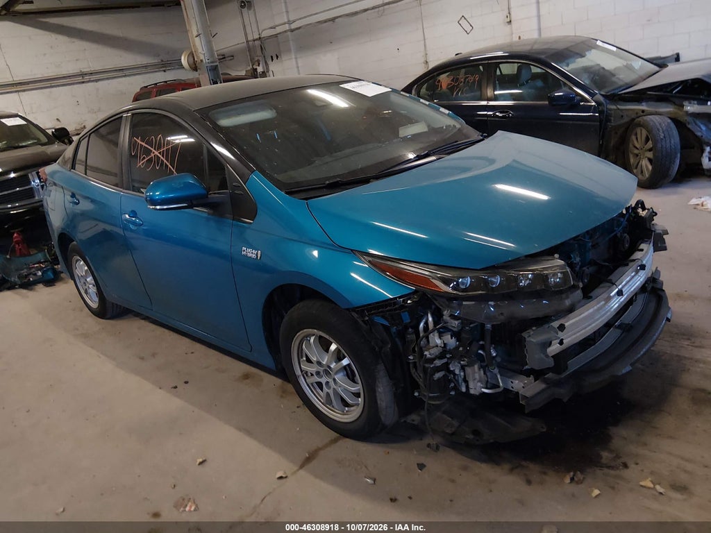 2021 Toyota Prius Prime Limited photo 1