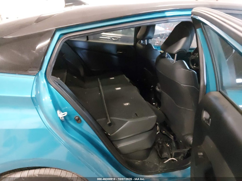 2021 Toyota Prius Prime Limited photo 8