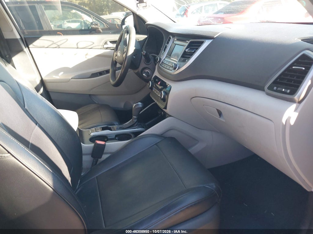 2017 Hyundai Tucson SE photo 5