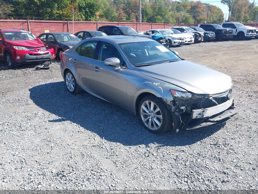 2016 Lexus IS 300 photo 1