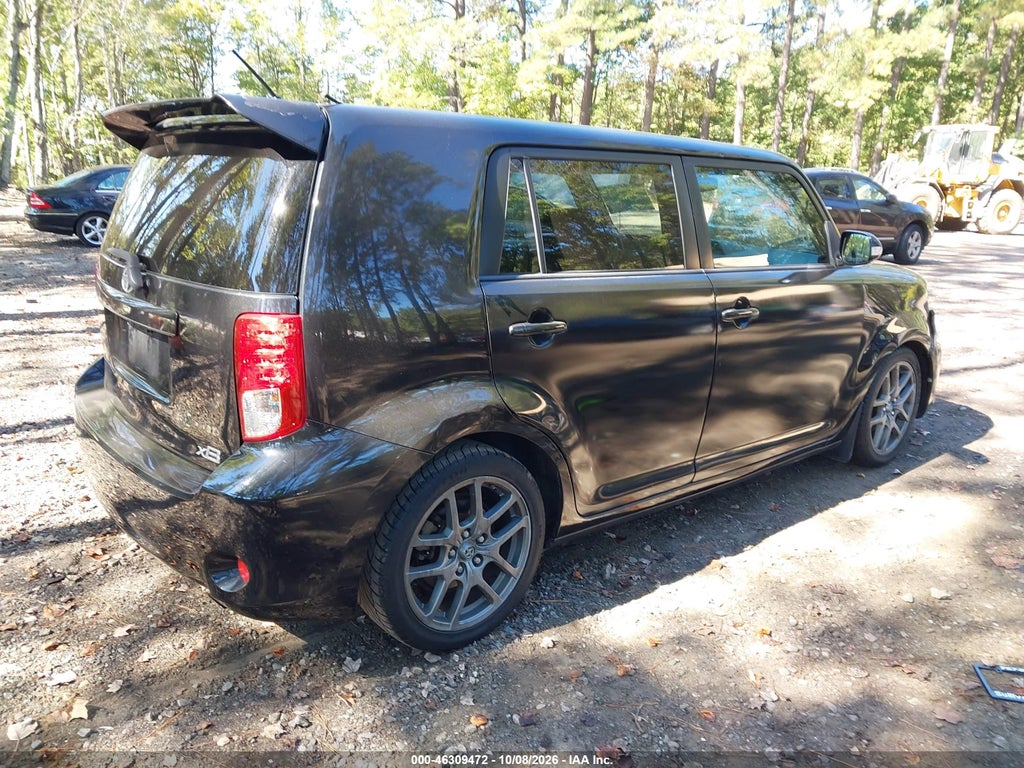 2011 Scion XB photo 4