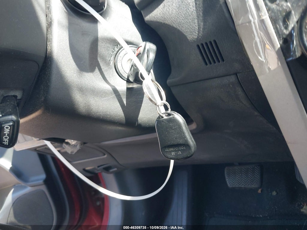 2009 Toyota Corolla S photo 11