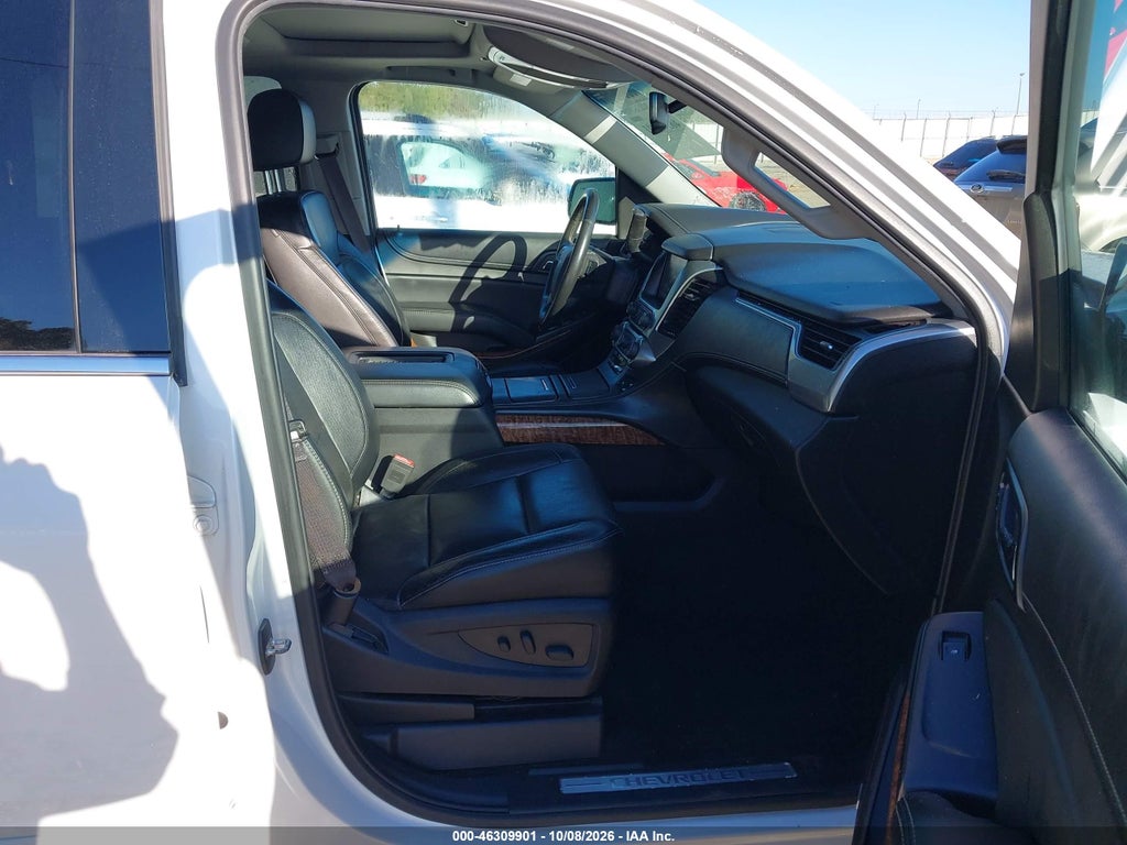 2016 Chevrolet Tahoe LTZ photo 5