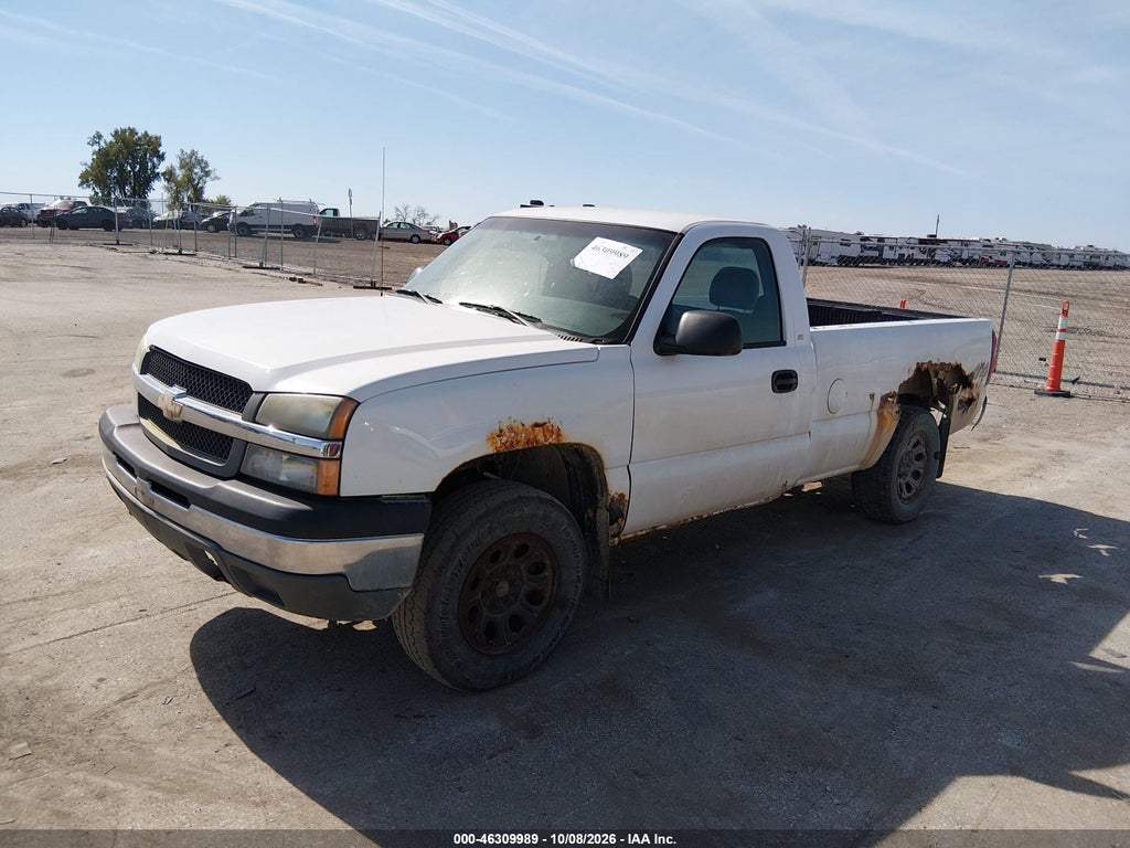 2005 Chevrolet Silverado 1500 Work Truck photo 2