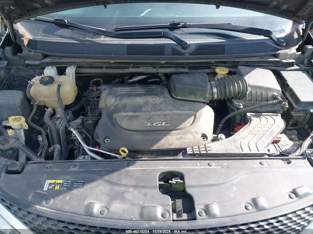 2017 Chrysler Pacifica Touring-L photo 10