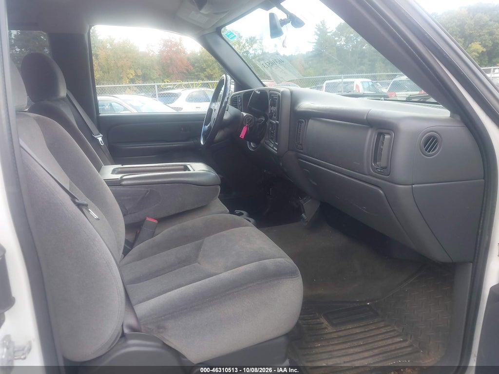 2007 GMC Sierra 1500 Classic SLE1 photo 5