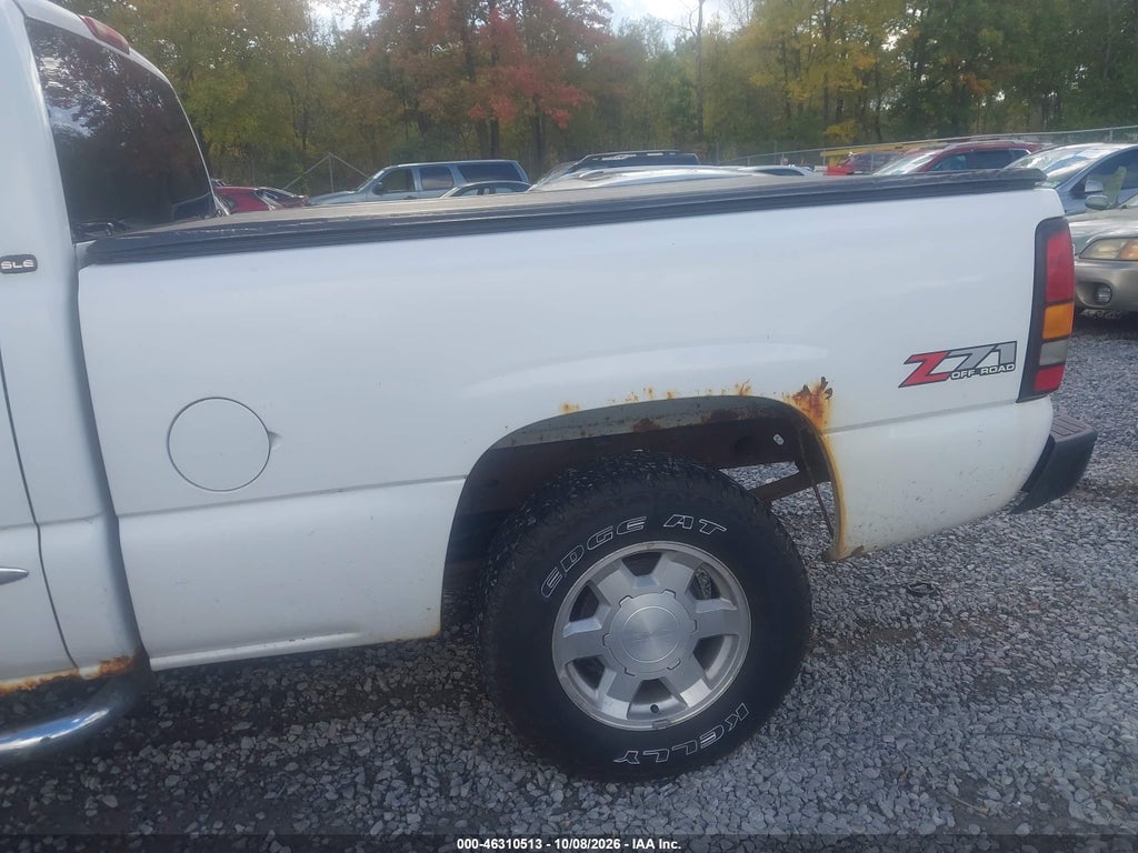 2007 GMC Sierra 1500 Classic SLE1 photo 6