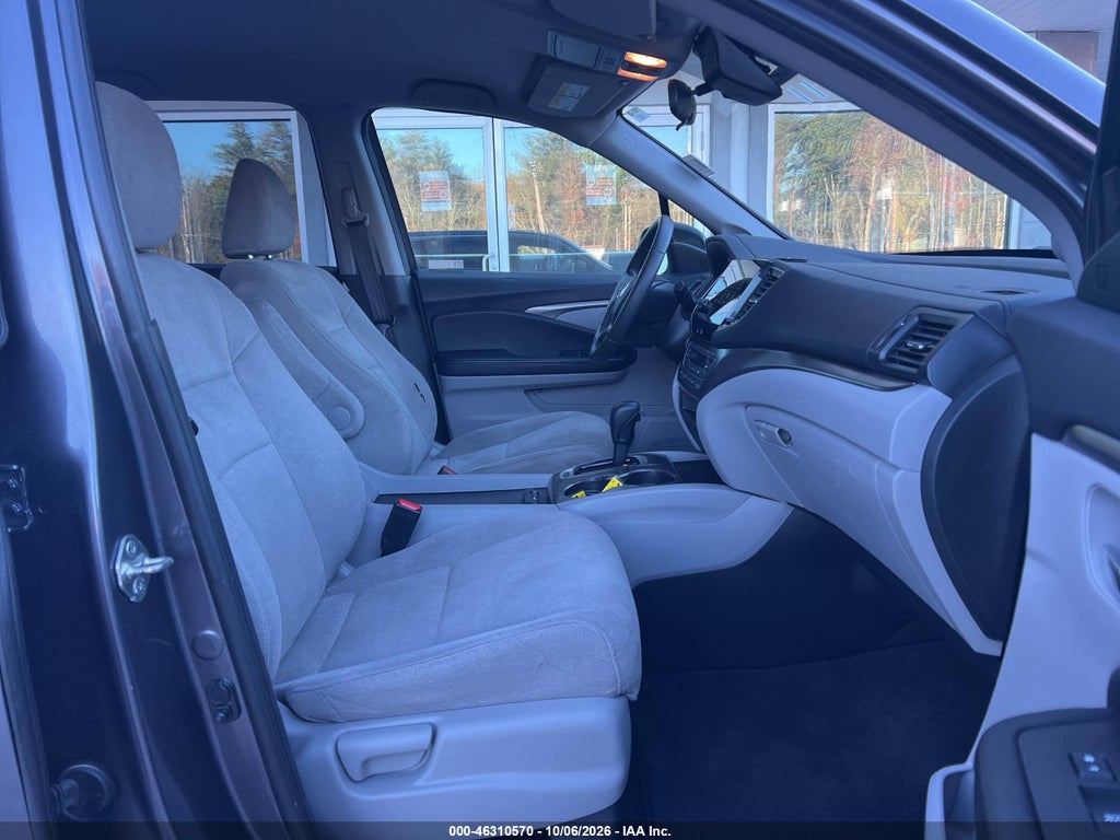 2019 Honda Pilot EX photo 5