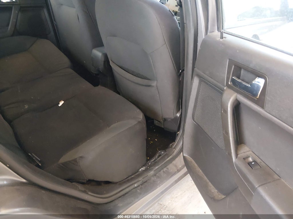 2011 Ford Focus SES photo 8