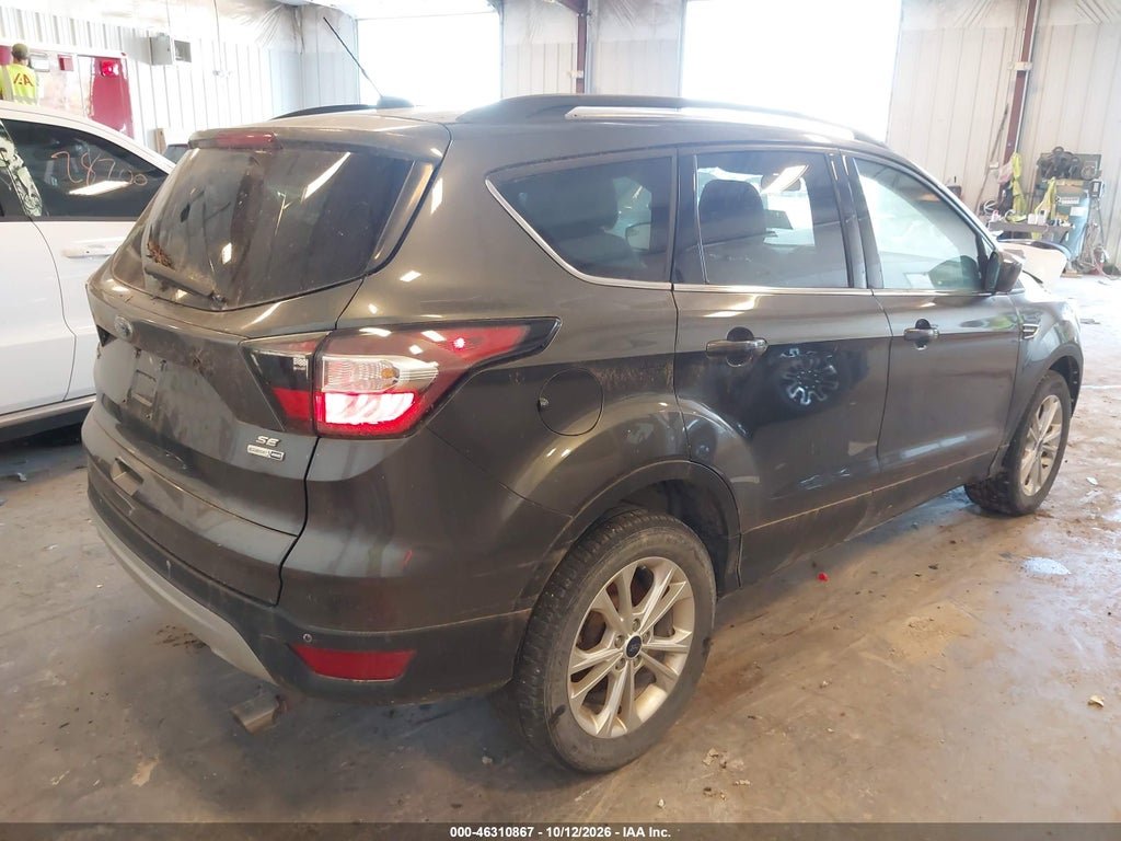 2017 Ford Escape SE photo 4