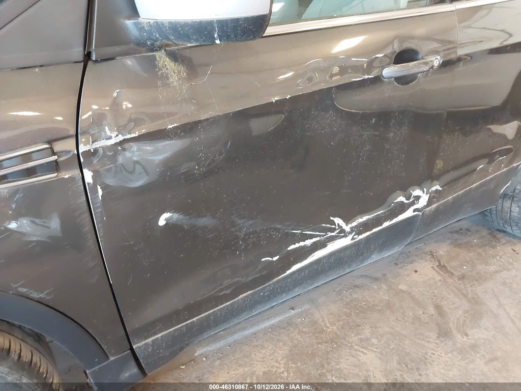 2017 Ford Escape SE photo 6