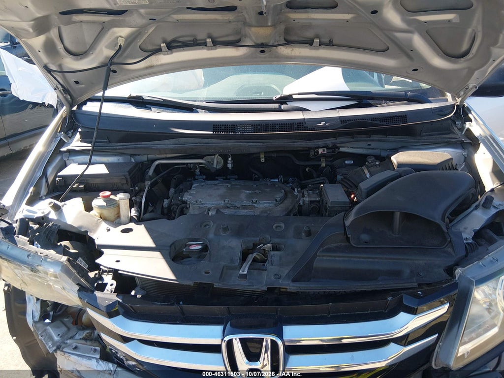 2015 Honda Odyssey EX photo 10
