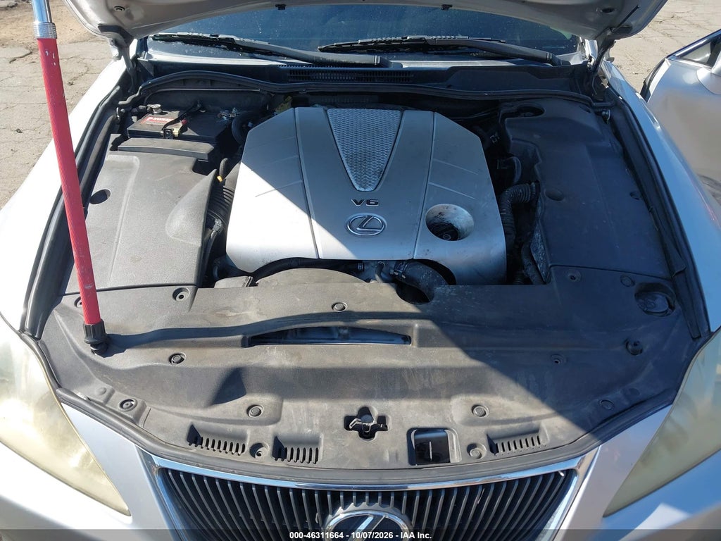 2006 Lexus IS 350 photo 10