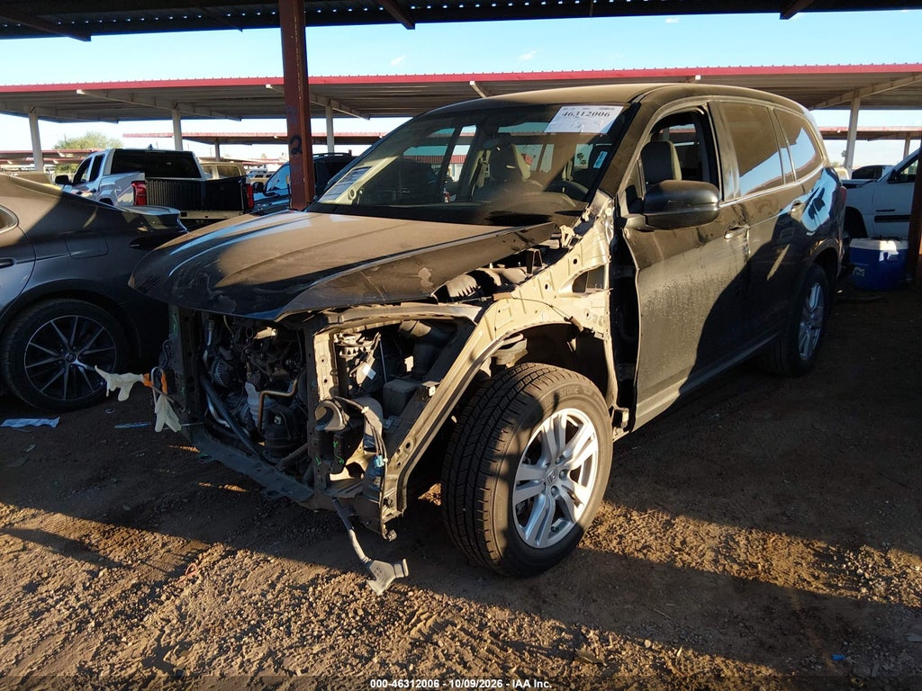 2018 Honda Pilot LX photo 2