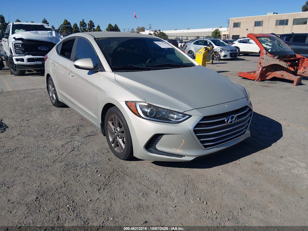 2017 Hyundai Elantra SE photo 1