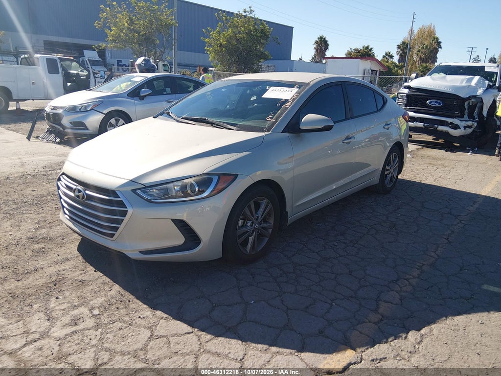 2017 Hyundai Elantra SE photo 2