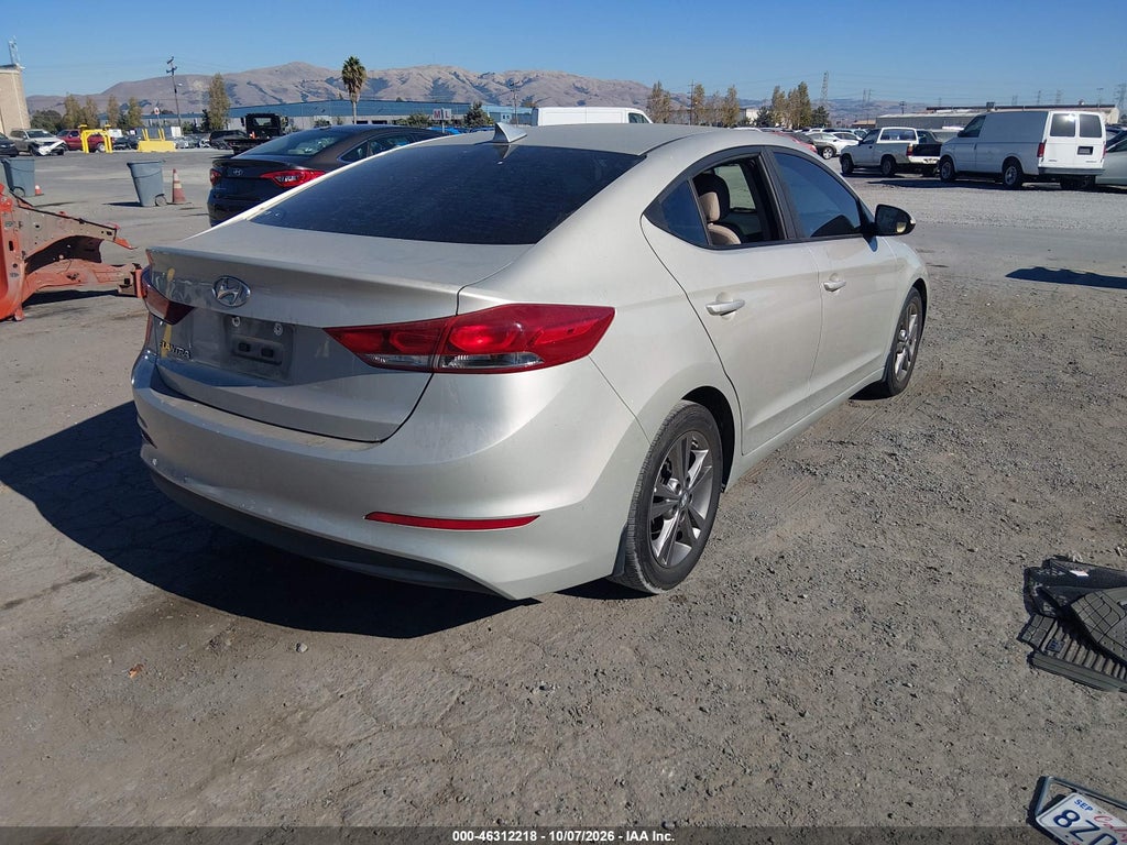 2017 Hyundai Elantra SE photo 4
