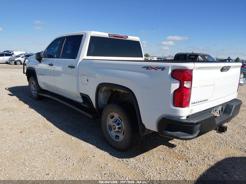 2022 Chevrolet Silverado 2500HD photo 3