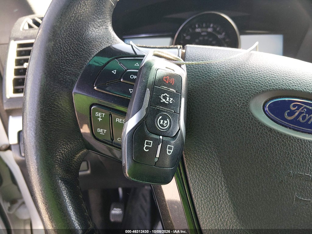 2016 Ford Explorer XLT photo 11