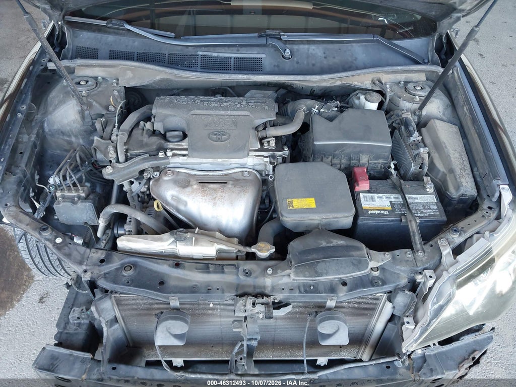 2014 Toyota Camry SE Sport photo 10