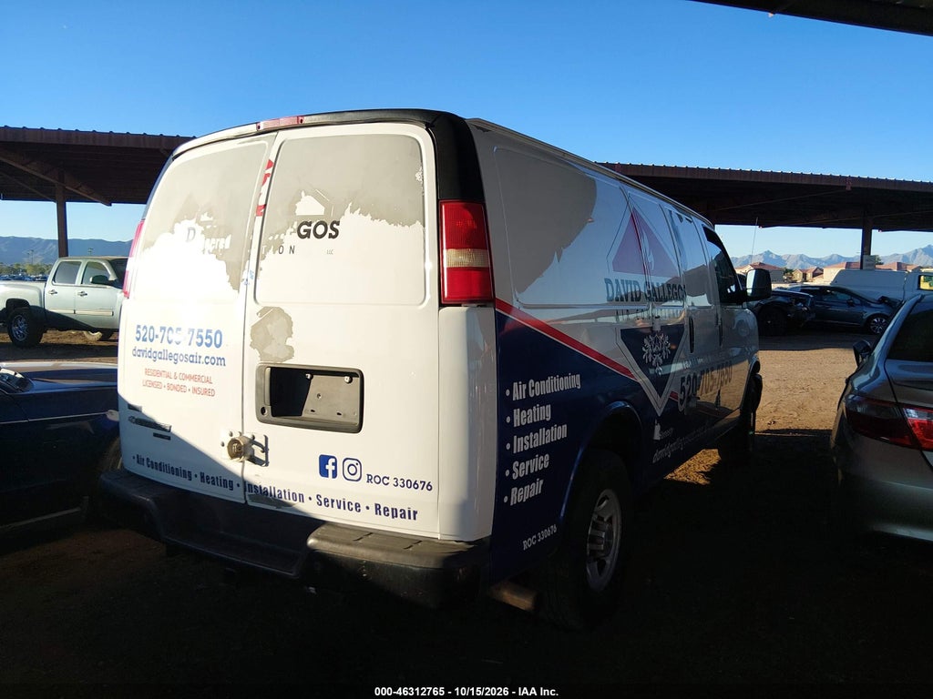 2012 Chevrolet Express 2500 Work Van photo 4
