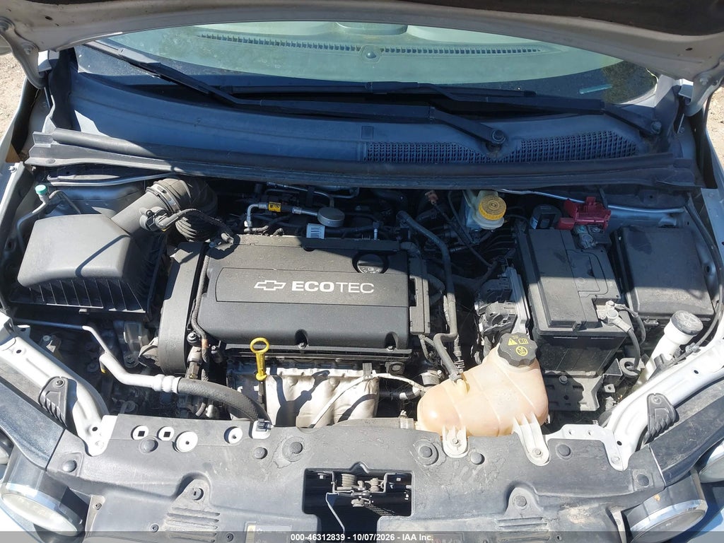2012 Chevrolet Sonic 2LT photo 10