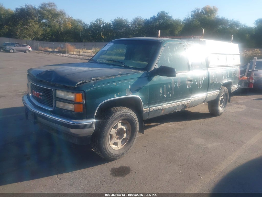 1996 GMC Sierra K1500 photo 2