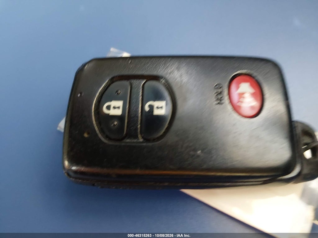 2010 Toyota Prius V photo 11