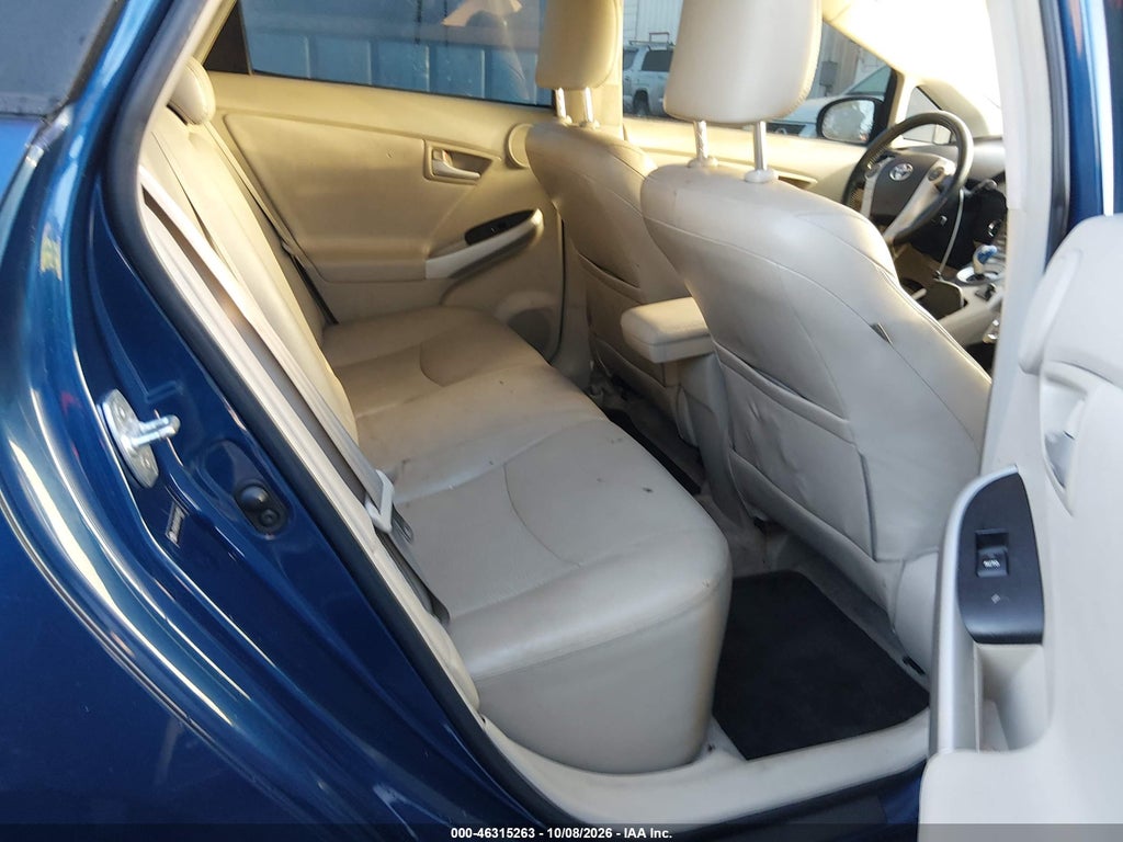 2010 Toyota Prius V photo 8