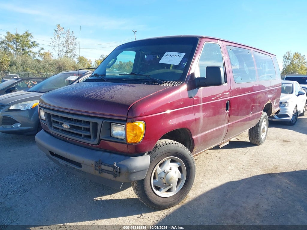2007 Ford E-350 Super Duty XL/XLT photo 2