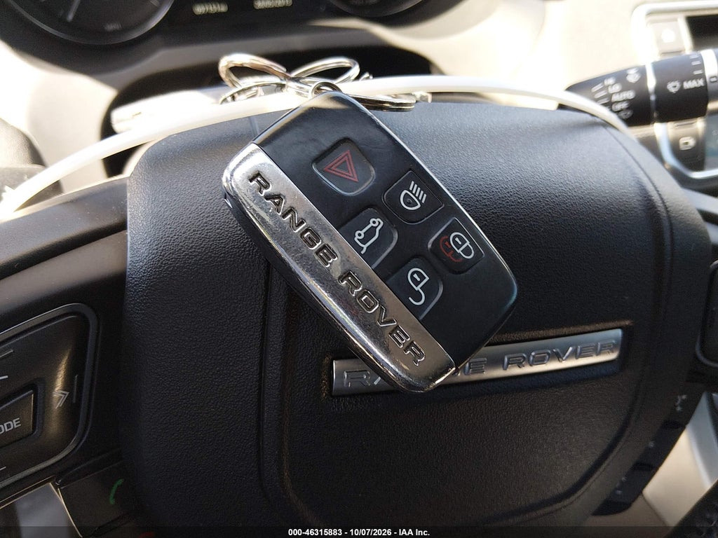 2016 Land Rover Range Rover Evoque SE/SE Premium photo 11