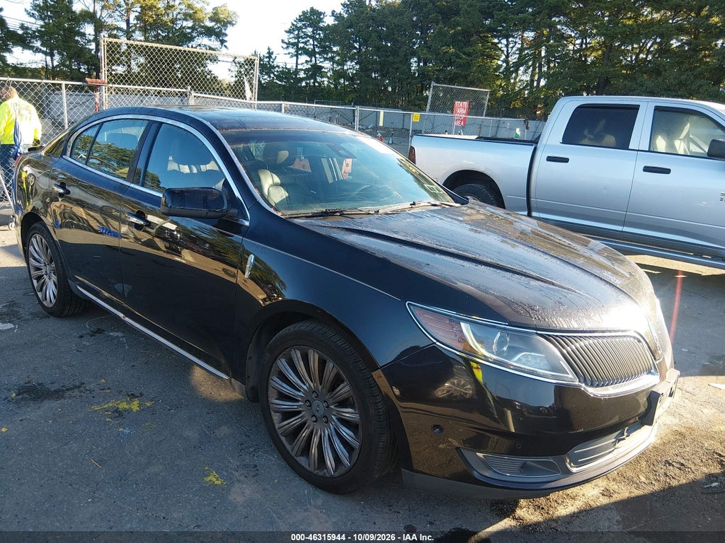 2013 Lincoln MKS photo 1
