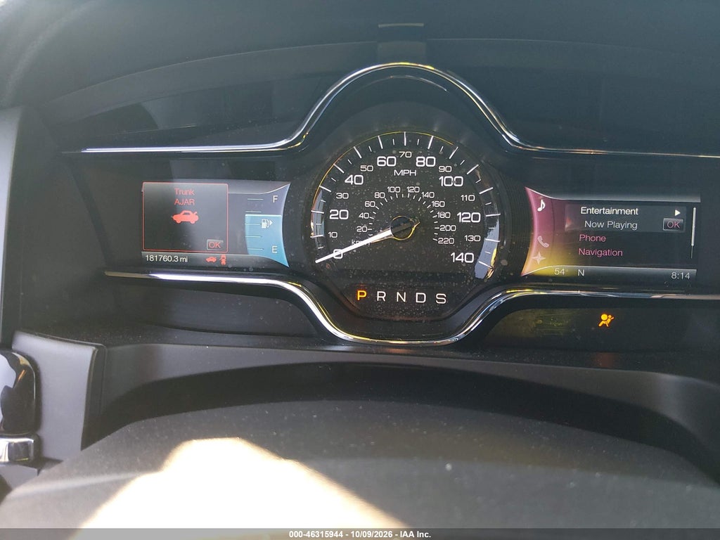 2013 Lincoln MKS photo 7