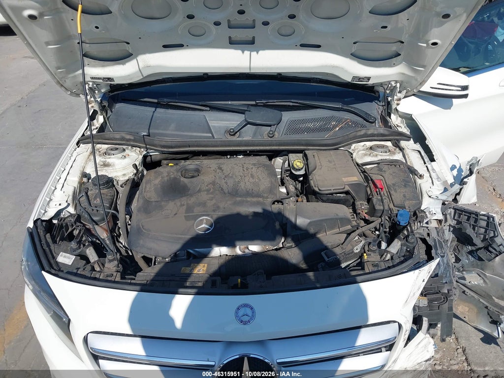 2016 Mercedes-Benz GLA 250 photo 10