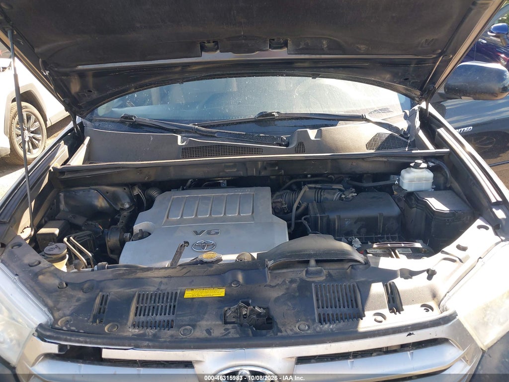 2013 Toyota Highlander Limited V6 photo 10