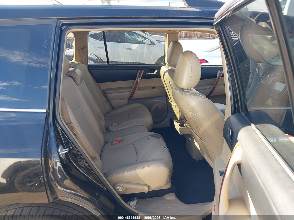 2013 Toyota Highlander Limited V6 photo 8