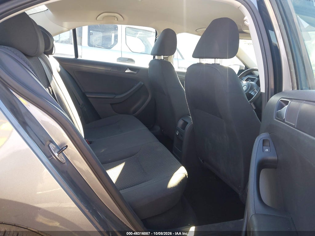 2014 Volkswagen Jetta 2.0L S photo 8