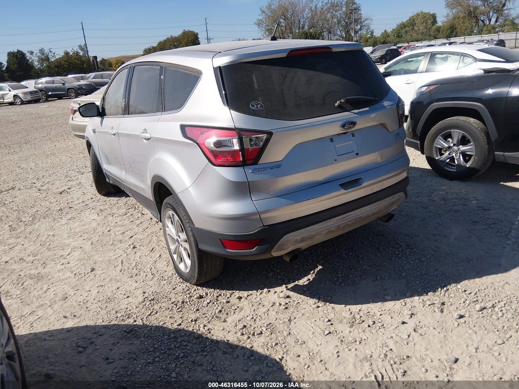 2017 Ford Escape SE photo 3