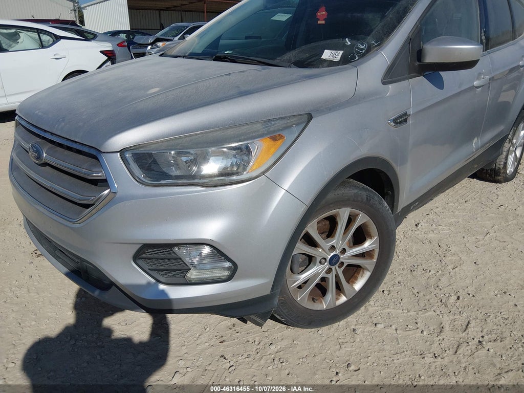 2017 Ford Escape SE photo 6